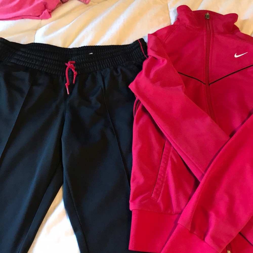 Nike track suit